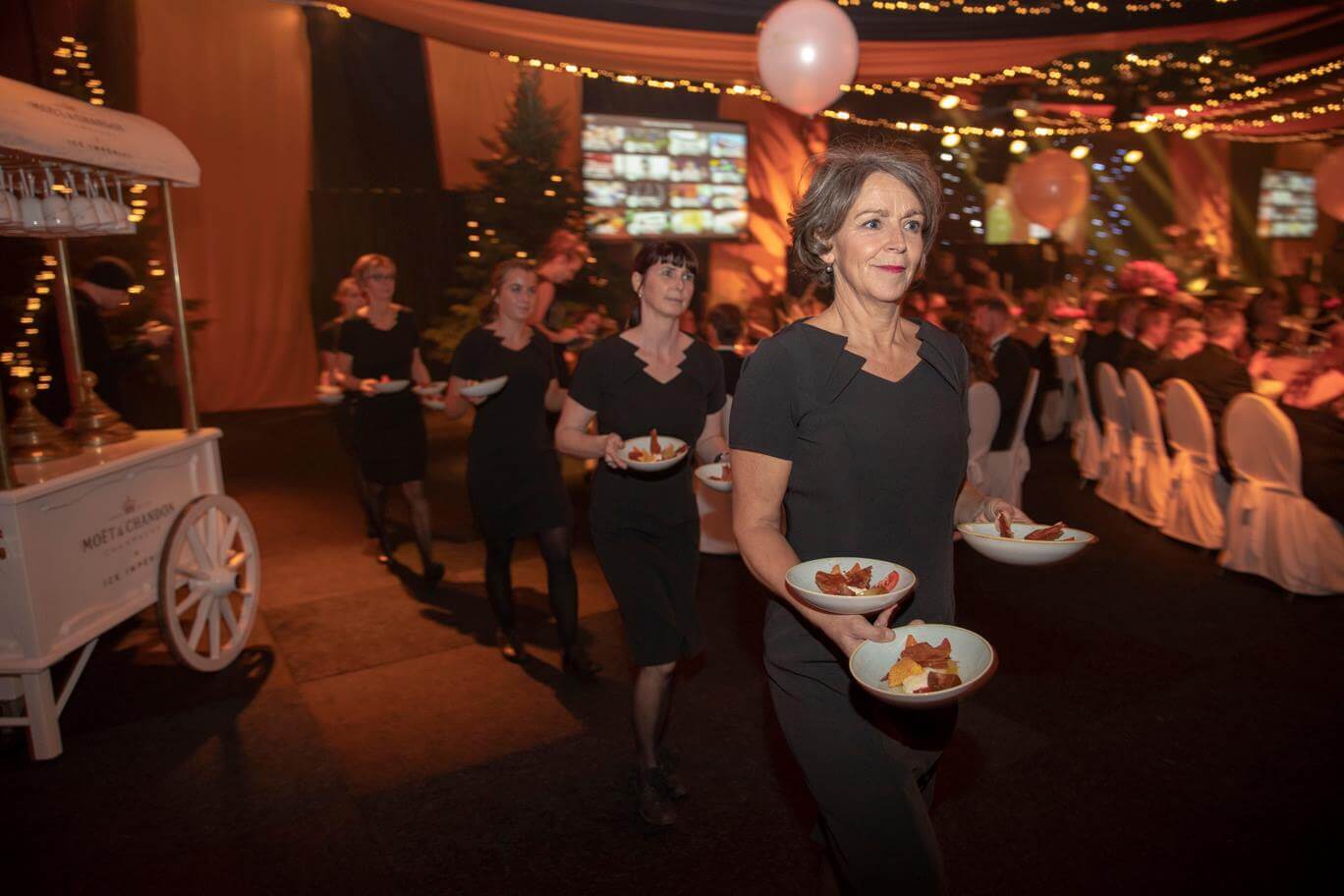 waarom kiezen voor catering trouwfeest op maat
